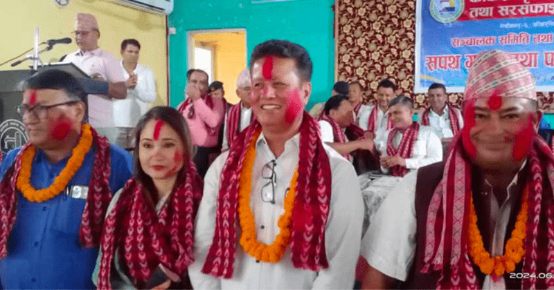 खानेपानीका निर्वाचित समितिद्वारा सपथ ग्रहण