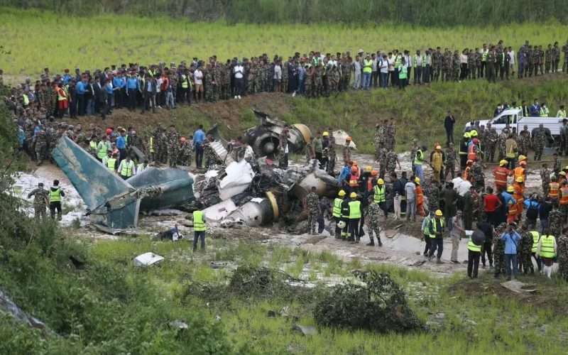 विमानमा सवार सौर्य एयरलाइन्सका कर्मचारी मात्रै (नामावलीसहित)