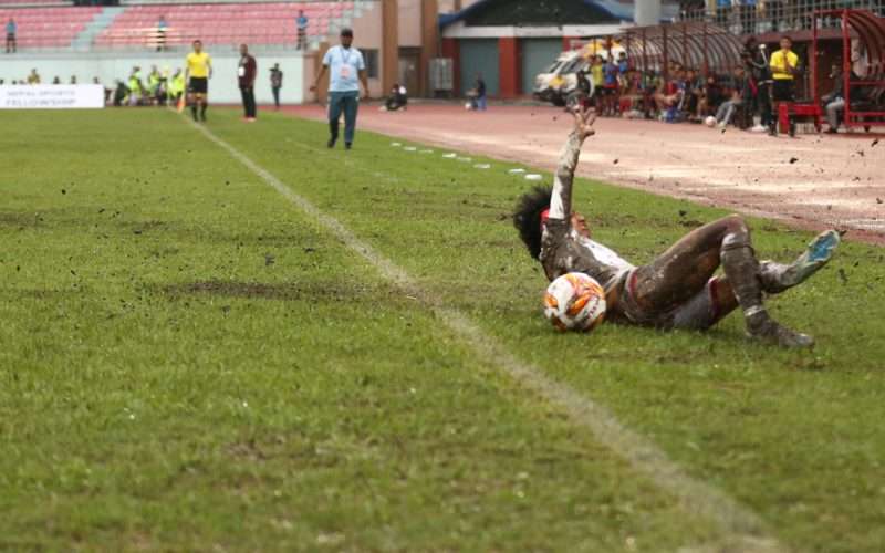 दशरथ रंगशालाको मैदान खराब भएपछि एन्फा र राखेप छलफलमा
