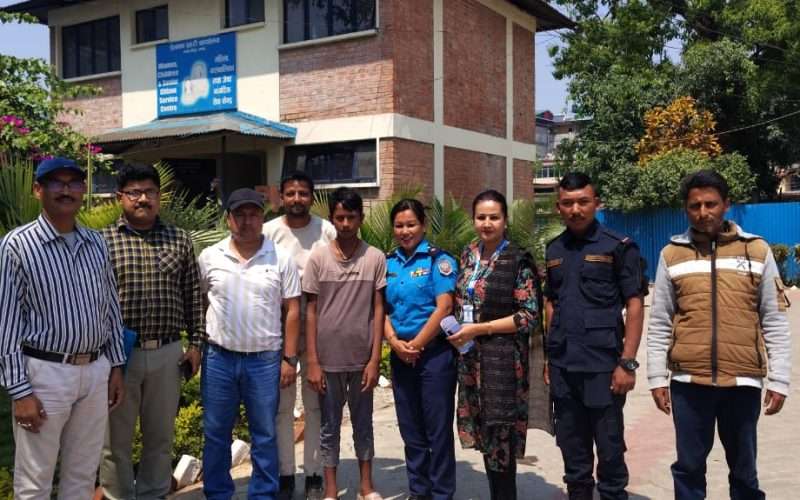 नव अभियान नेपालद्धारा  एक बालक अभिभावकसंग पुनर्मिलन