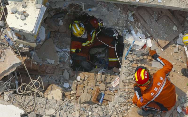 म्यानमार भूकम्पमा ज्यान गुमाउने २,८८६ पुगे, ३७३ अझै बेपत्ता