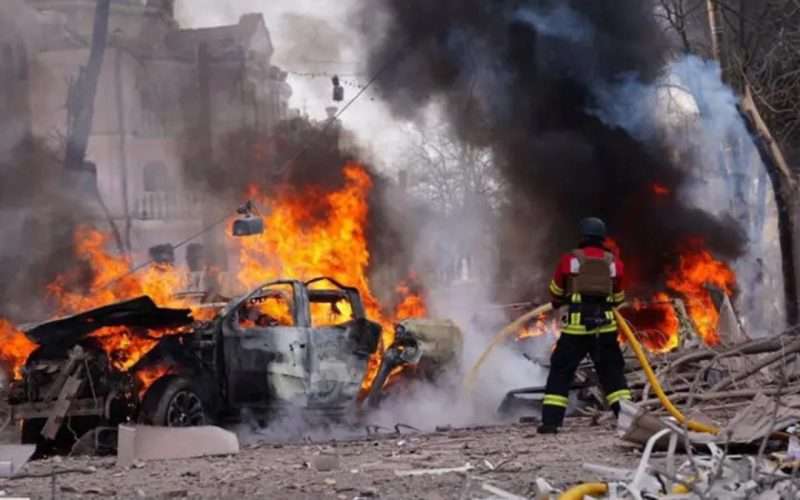 अमेरिकी राजदूतले पुटिन भेटेको दुई दिनपछि रुसद्वारा  युक्रेनमा हमला, २१ युक्रेनीको मृत्यु