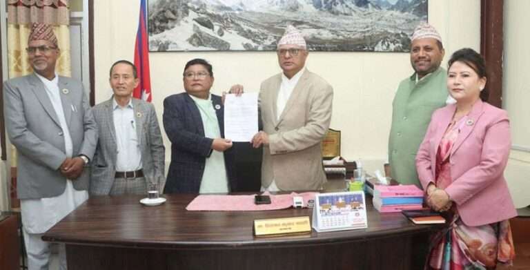 काेशी प्रदेश सरकारबाट बाहिरियाे कांग्रेस, मन्त्रीले बुझाए राजीनामा
