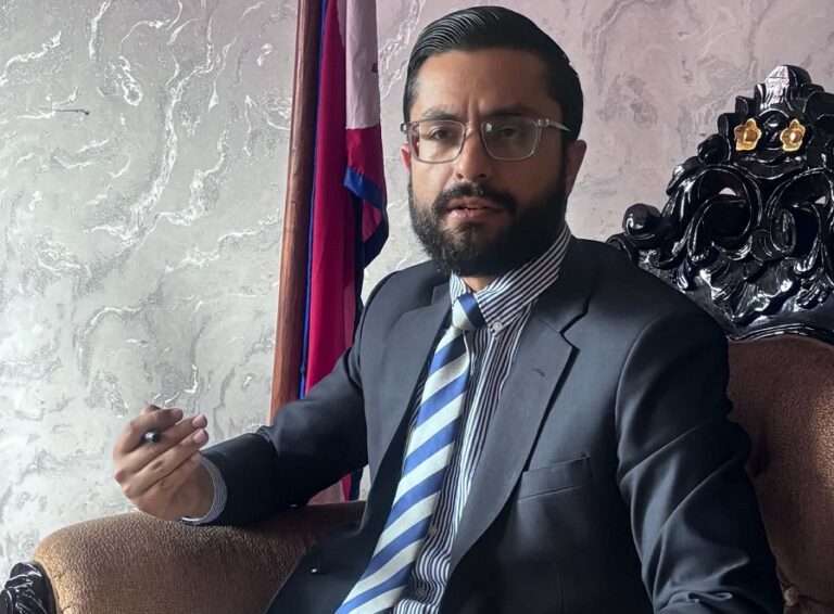 राजनीतिक दलका गतिविधिमा संलग्न शिक्षकलाई कारबाही गर्न शिक्षामन्त्रीको निर्देशन