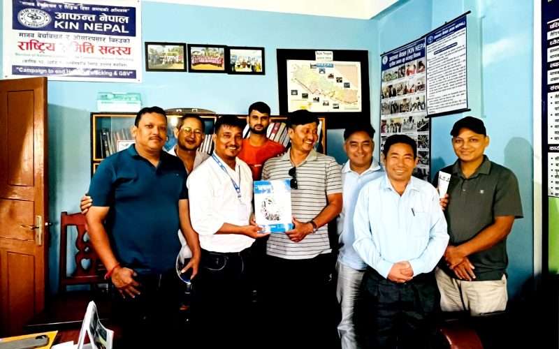 मानव बेचबिखन नियन्त्रणमा पुरुषको सक्रियता बढाउँदै आफन्त नेपाल, काँकरभिट्टामा ‘ एक जिम्मेवार पुरुष समूह’ गठन